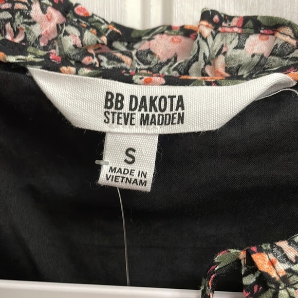 🌸BB DAKOTA floral tiered dress.  S - Picture 6 of 8